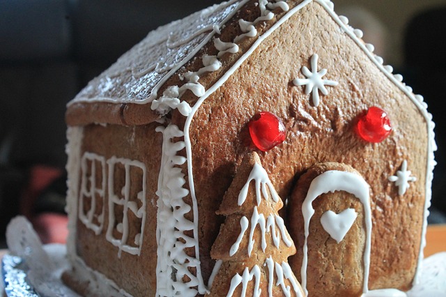 Lebkuchenhaus-backen-Advent